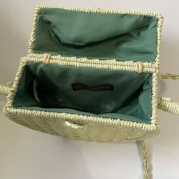 3 AM FOREVER women’s round green crossbody, fabric interior - Picture 8 of 17